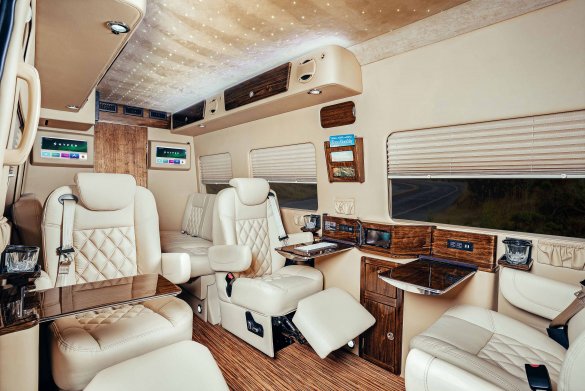 2019 Mercedes-Benz Supreme Sprinter Sprinter for Sale in San Antonio, TX - Photo 3