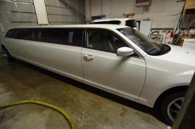 2013 Chrysler 300 Limousine for Sale in North East, PA - Photo 2