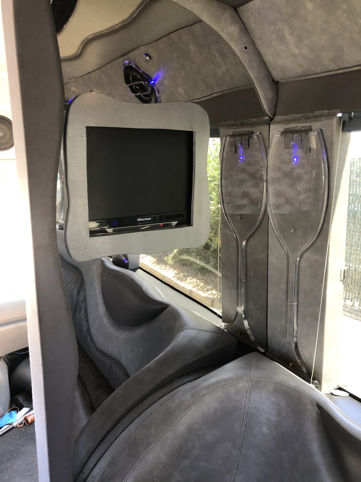 Limo Bus for Sale in Turlock, CA - Photo 6