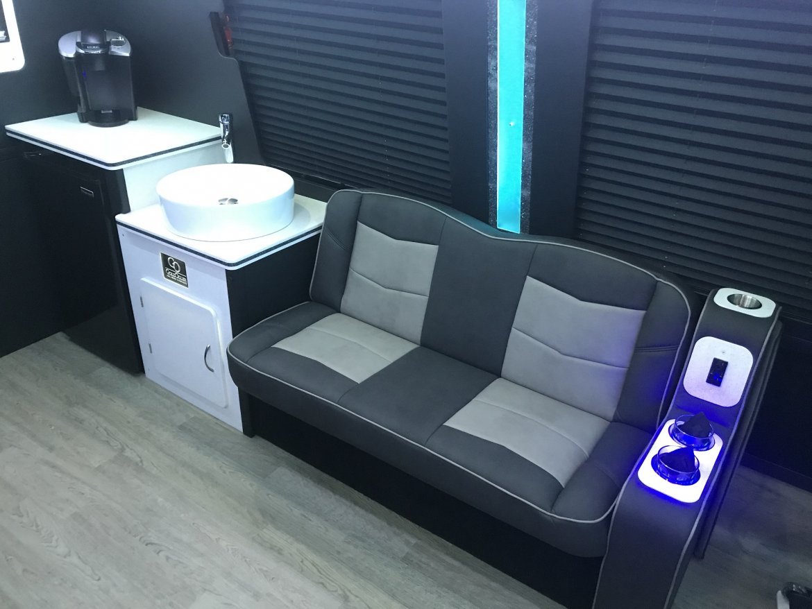Limo Bus for Sale in North East, PA - Photo 2