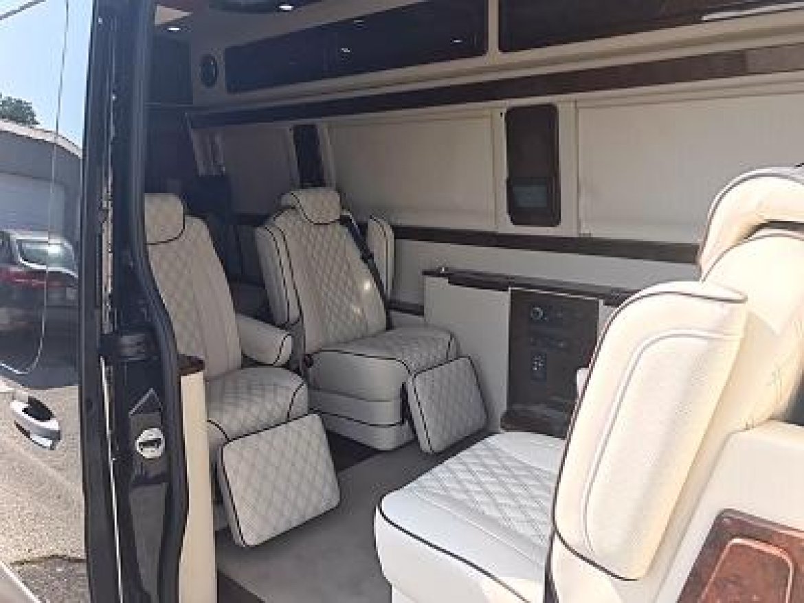Sprinter for Sale in Oaklyn, NJ - Photo 11