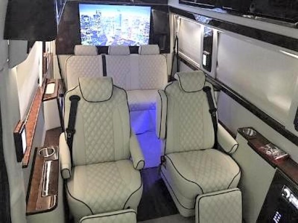 2021 Mercedes-Benz 3500 Super Single Sprinter Sprinter for Sale in Oaklyn, NJ - Photo 2