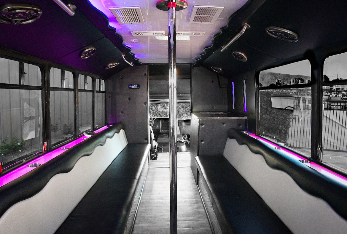 Limo Bus for Sale in Fontana, CA - Photo 11