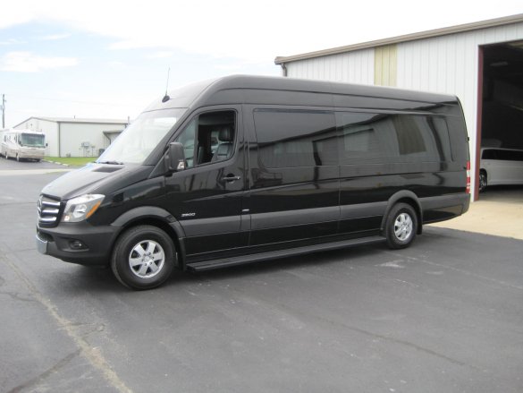 2014 Mercedes-Benz 2500 Sprinter for Sale in Ozark, MO - Photo 2