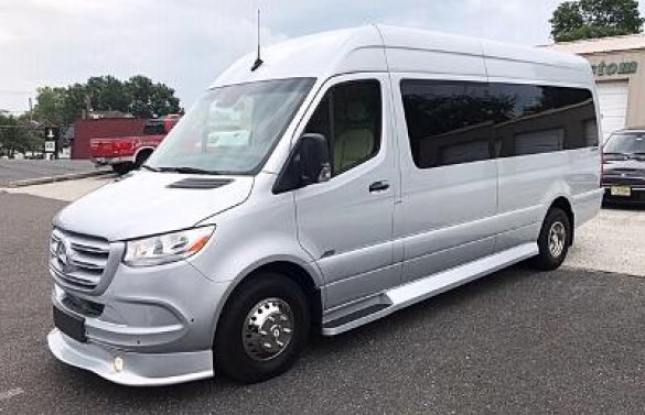 2019 Mercedes-Benz 170" 3500 Sprinter for Sale in Oaklyn, NJ - Photo 3