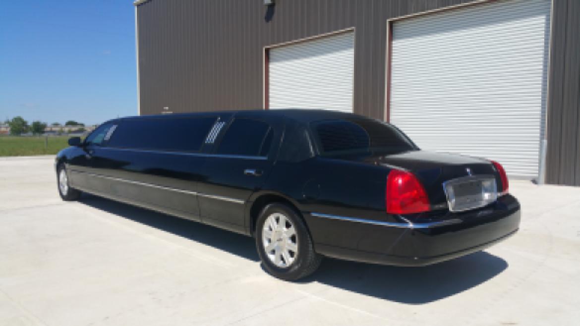 Photo of Limousine for sale: 2007 Lincoln TownCar 120&quot; by LCW