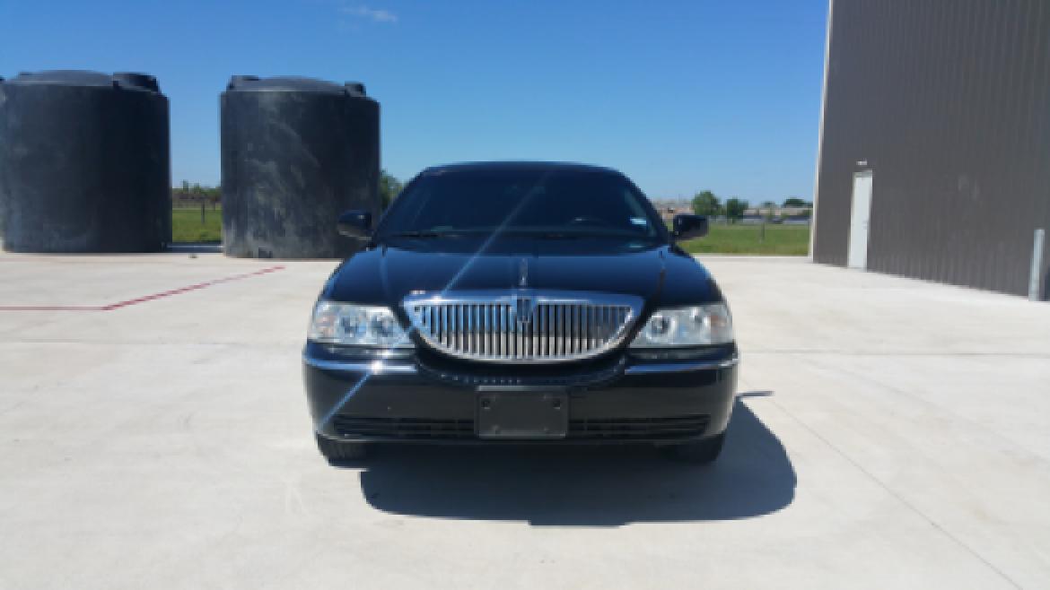 Photo of Limousine for sale: 2007 Lincoln TownCar 120&quot; by LCW