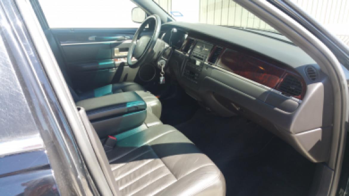 Photo of Limousine for sale: 2007 Lincoln TownCar 120&quot; by LCW