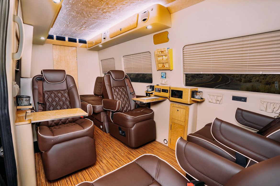 Sprinter for Sale in San Antonio, TX - Photo 2