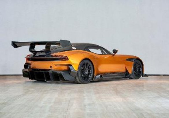 2016 Aston Martin Vulcan Exotic for Sale in Oaklyn, NJ - Photo 2