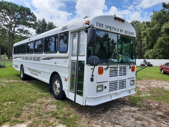2003 Thomas Bus Shuttle Shuttle Bus for Sale in Ocala, FL - Main Photo