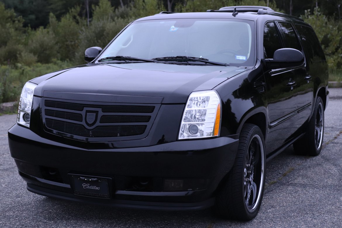 CEO SUV Mobile Office for Sale in cranston, RI - Photo 2