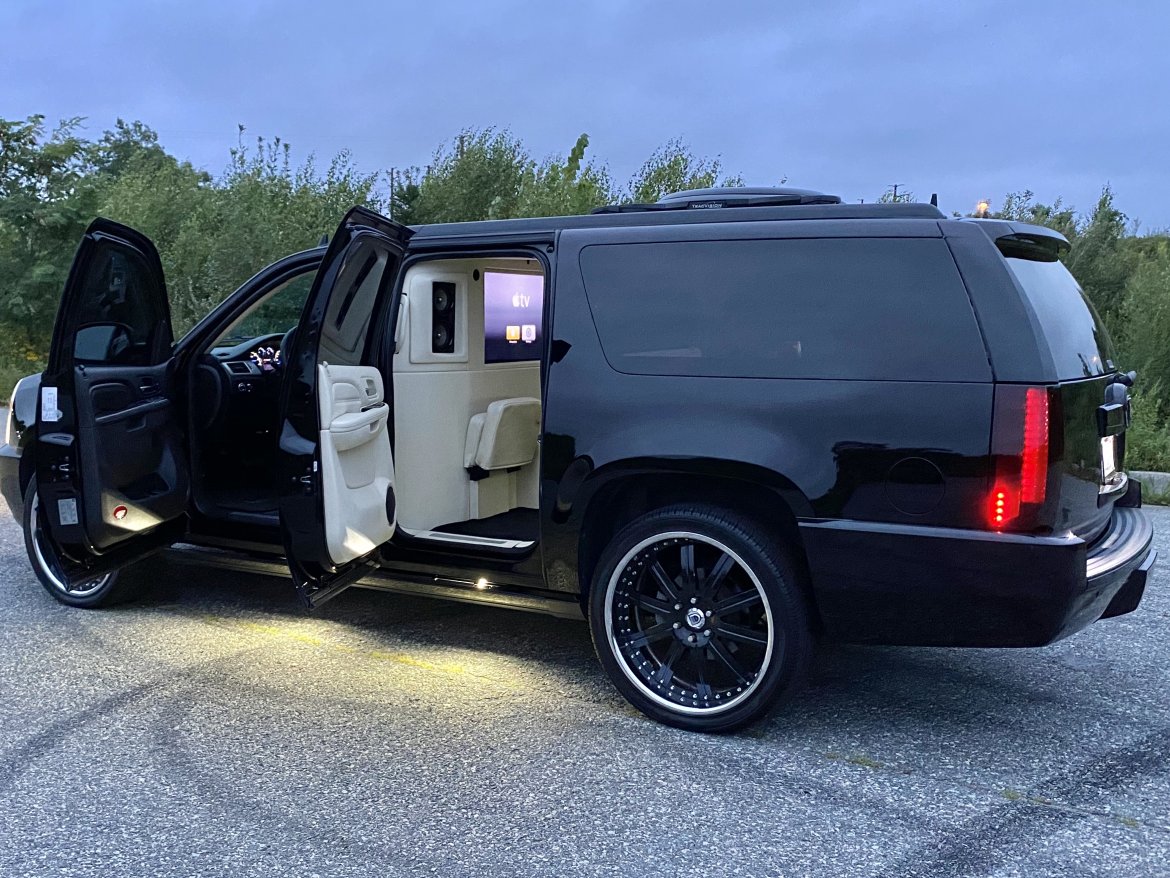 CEO SUV Mobile Office for Sale in cranston, RI - Photo 18