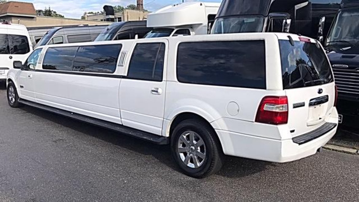 SUV Stretch for Sale in Oaklyn, NJ - Photo 2