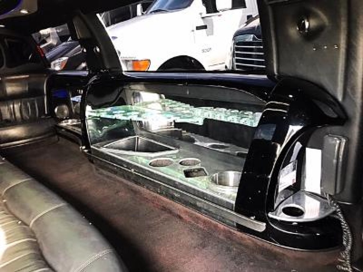 SUV Stretch for Sale in Oaklyn, NJ - Photo 6