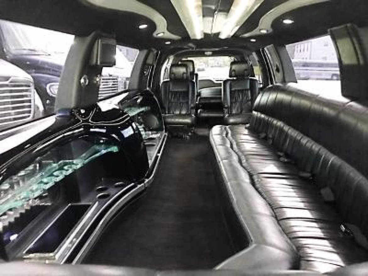 SUV Stretch for Sale in Oaklyn, NJ - Photo 10