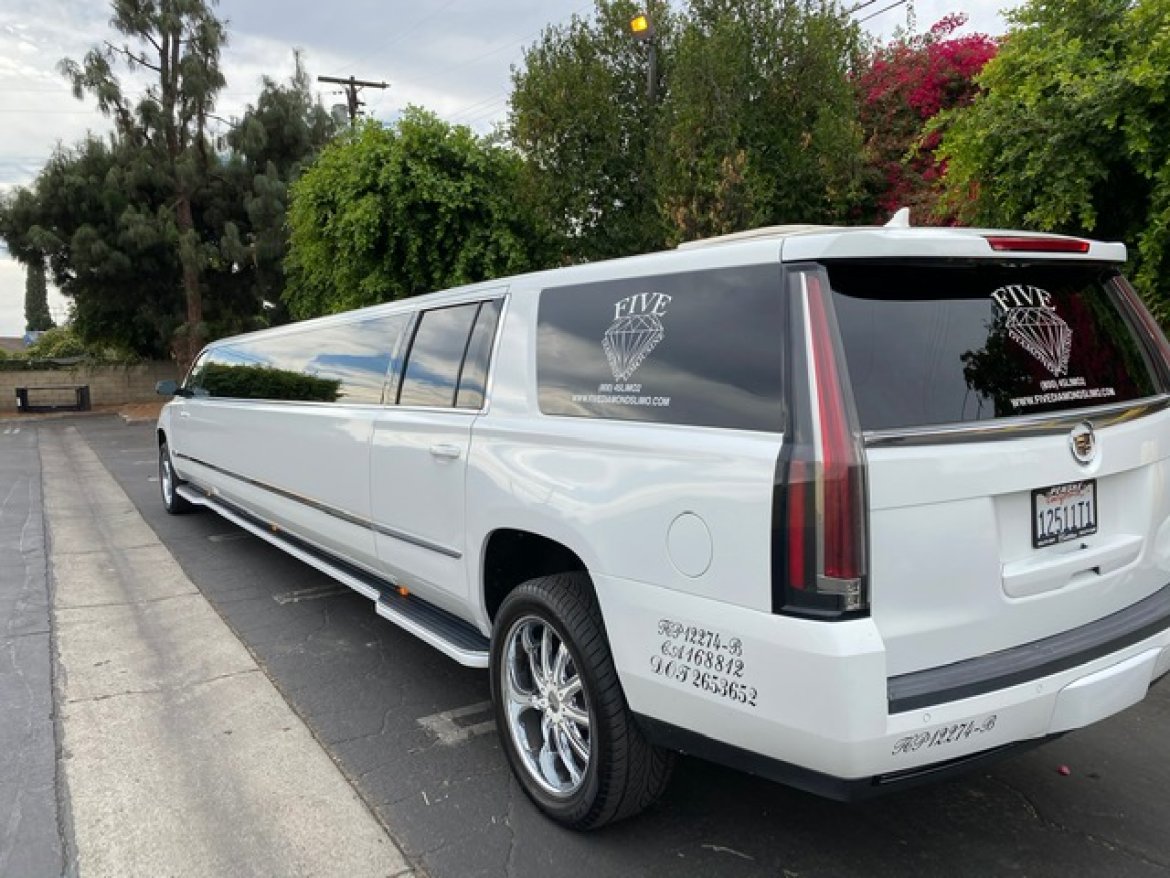 Limousine for Sale in North Hollywood, CA - Photo 9