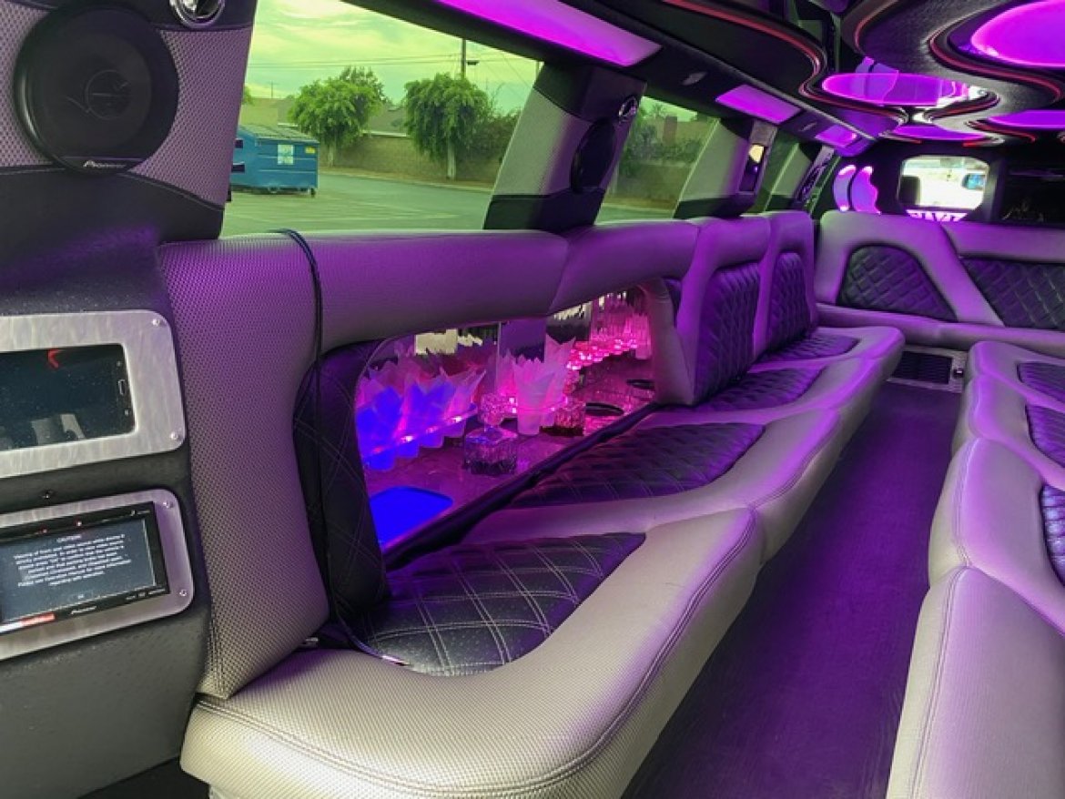 Limousine for Sale in North Hollywood, CA - Photo 15