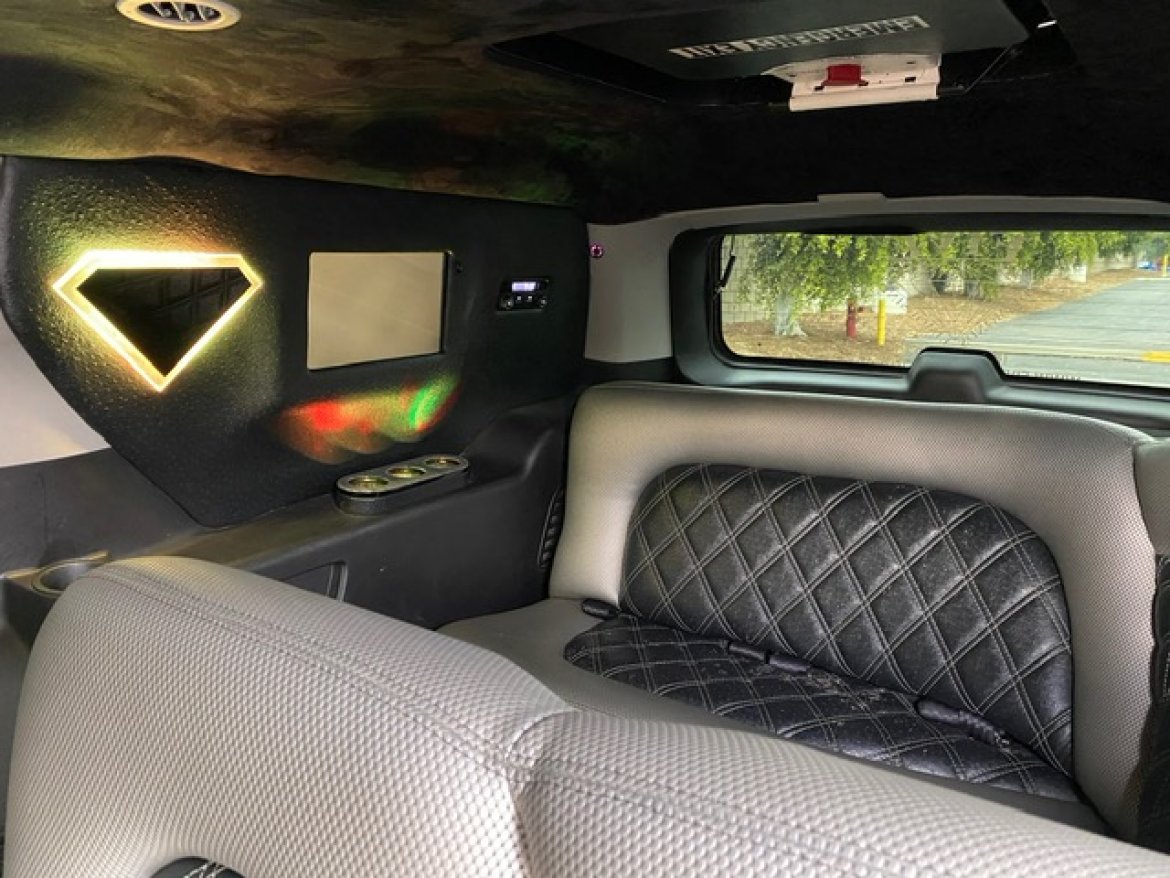 Limousine for Sale in North Hollywood, CA - Photo 17