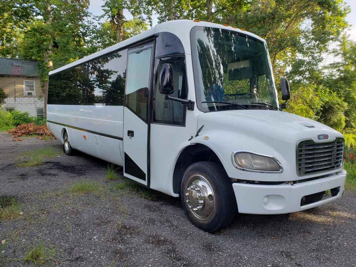 Executive Shuttle for sale: 2009 Freightliner MB by ABC Companies