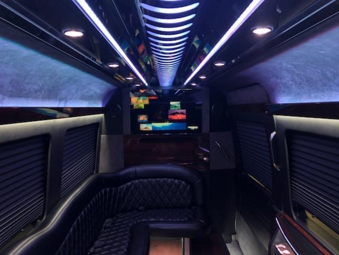 Sprinter for Sale in Fontana, CA - Photo 2