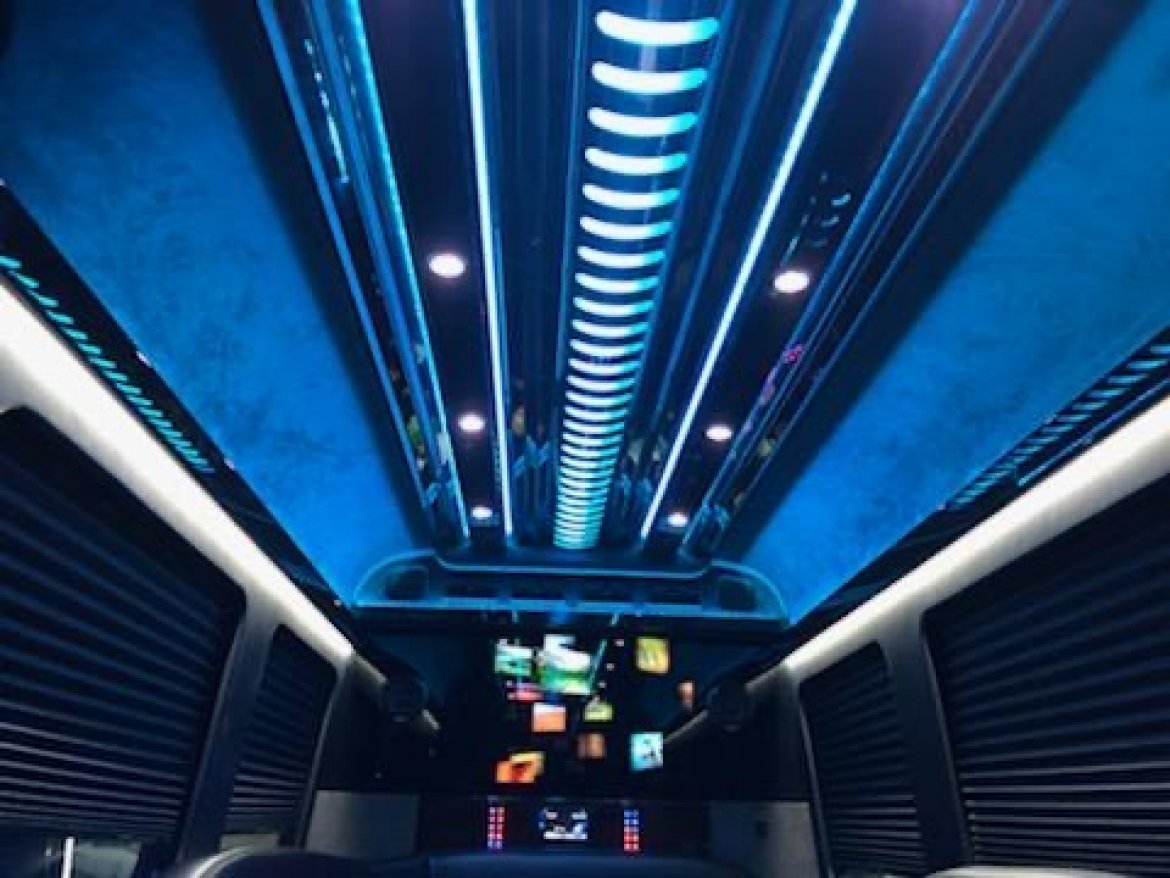 Sprinter for Sale in Fontana, CA - Photo 8