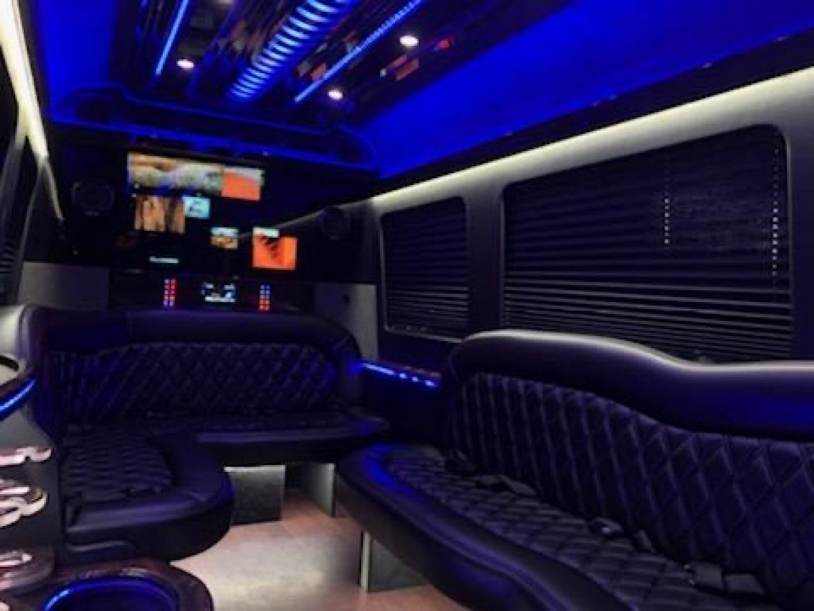 Sprinter for Sale in Fontana, CA - Photo 9