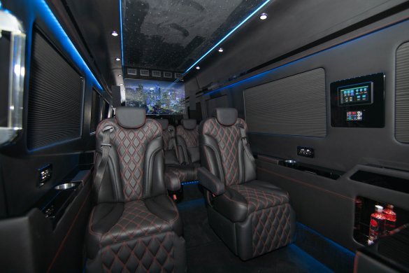 2019 Mercedes-Benz Sprinter 2500 Extended Sprinter for Sale in San Dimas, CA - Photo 3