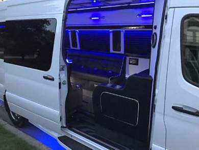 2019 Mercedes-Benz 3500 170" Extended Sprinter for Sale in Oaklyn, New Jersey, US - Photo 4
