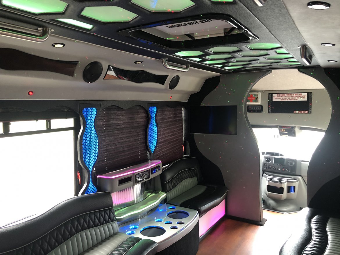 Limo Bus for Sale in Morganville, NJ - Photo 9