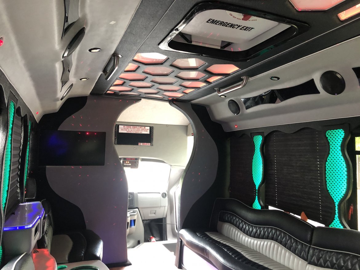 Limo Bus for Sale in Morganville, NJ - Photo 15