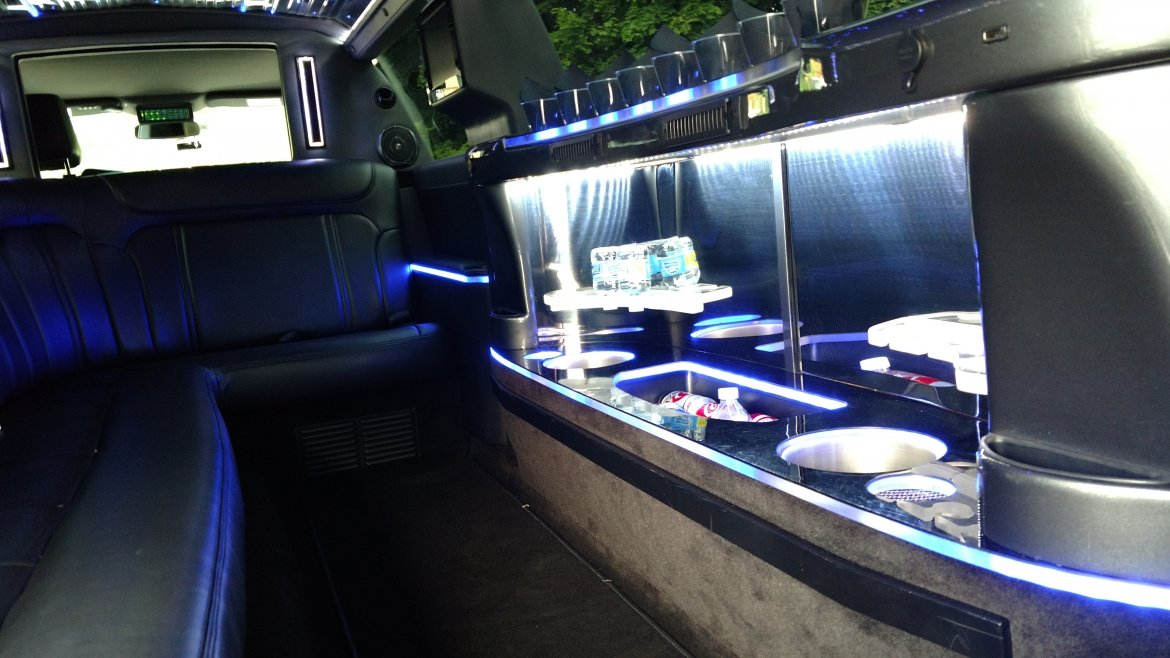 Limousine for Sale in Holbrook, NY - Photo 7