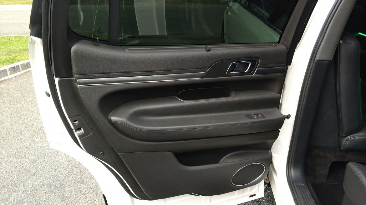 Limousine for Sale in Holbrook, NY - Photo 13