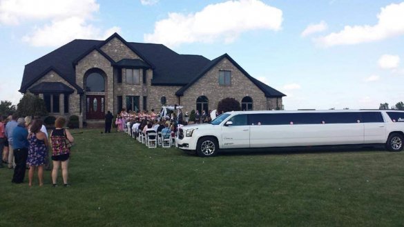 2015 GMC Yukon XL SUV Stretch for Sale in Lenox, MI - Main Photo