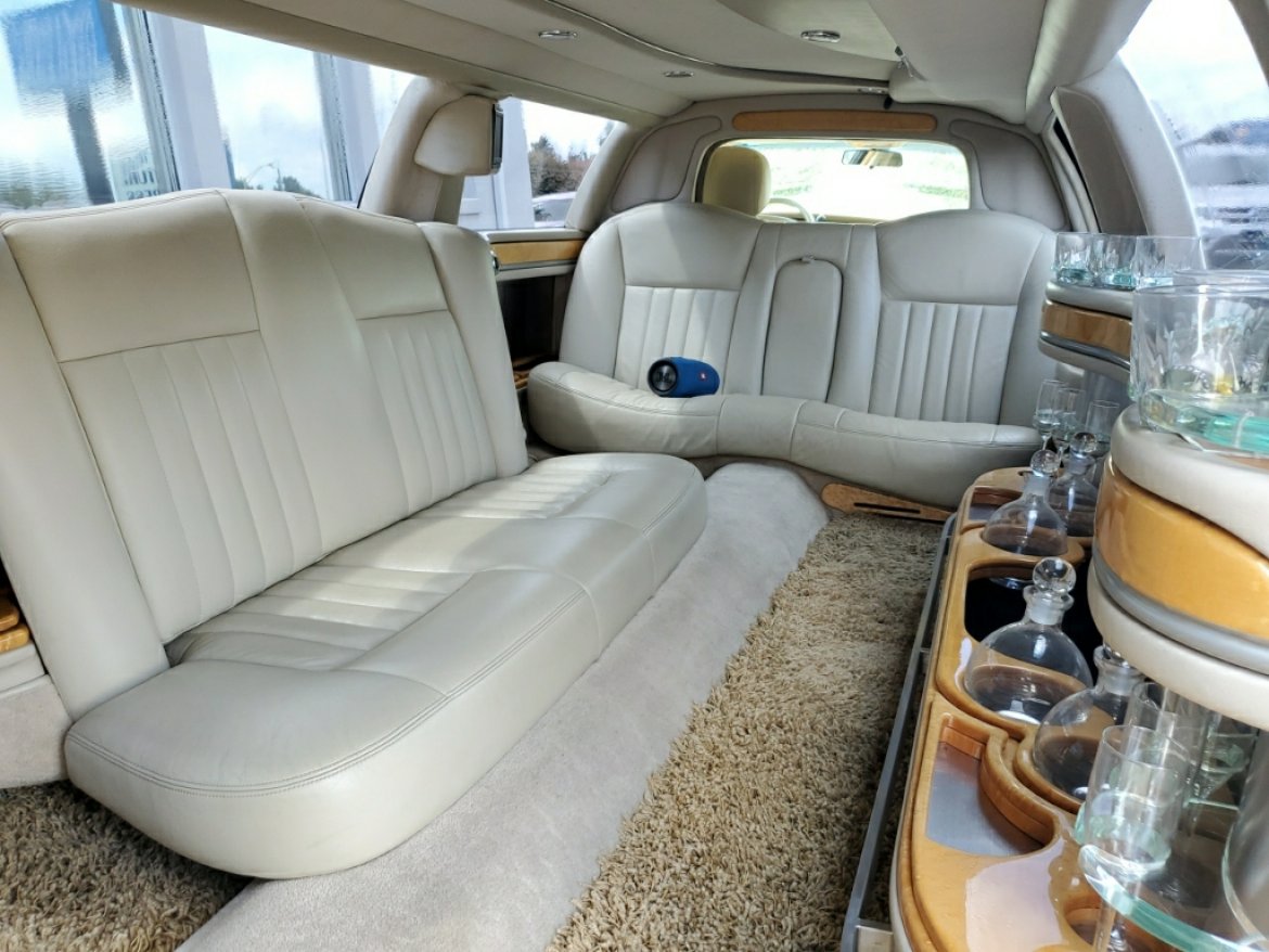 Limousine for Sale in Lexington, KY - Photo 19