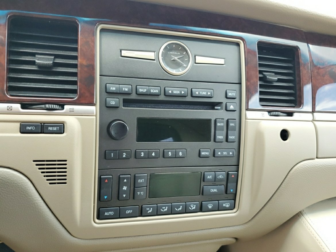 Limousine for Sale in Lexington, KY - Photo 29