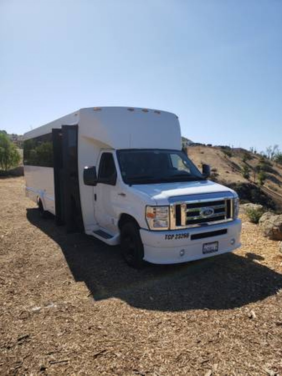 Limo Bus for sale: 2014 Ford E450 28&quot; by Tiffany