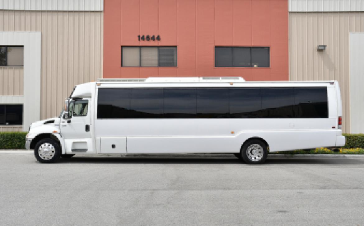 Limo Bus for sale: 2008 International 3200 by Krystal