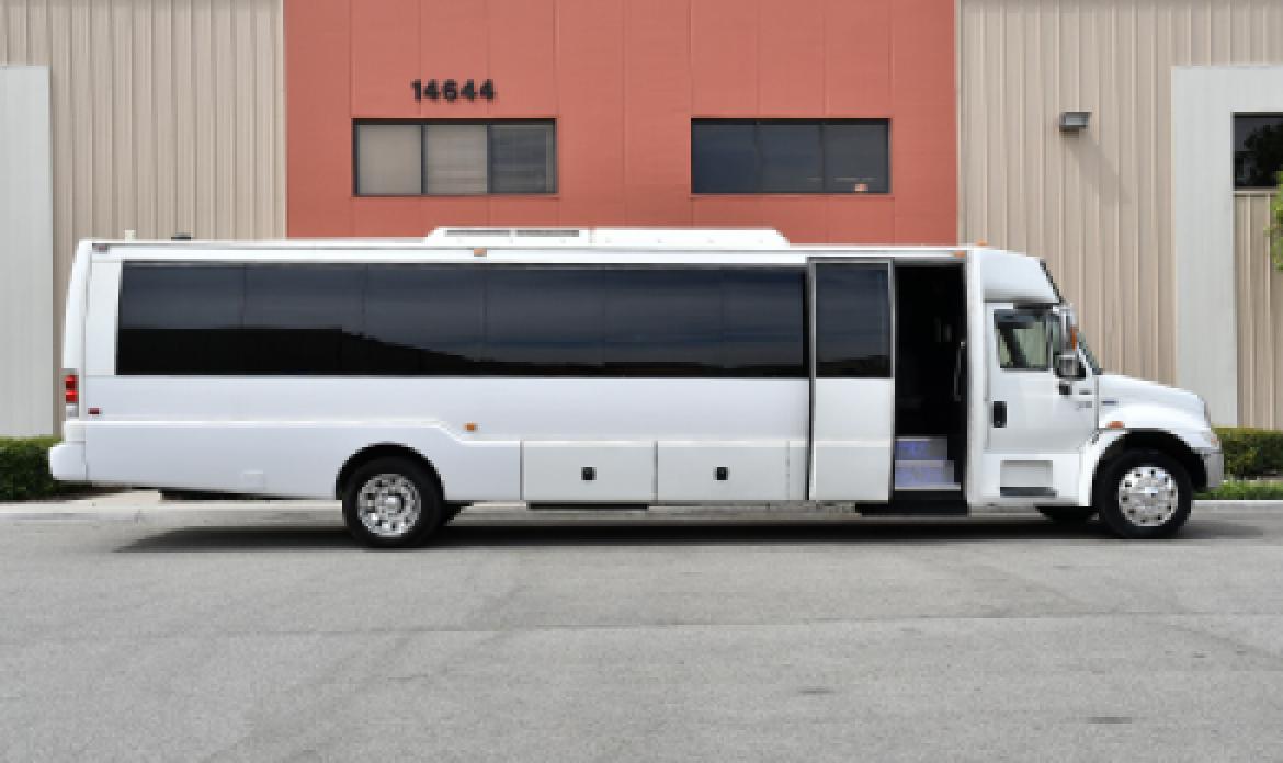 Photo of Limo Bus for sale: 2008 International 3200 by Krystal