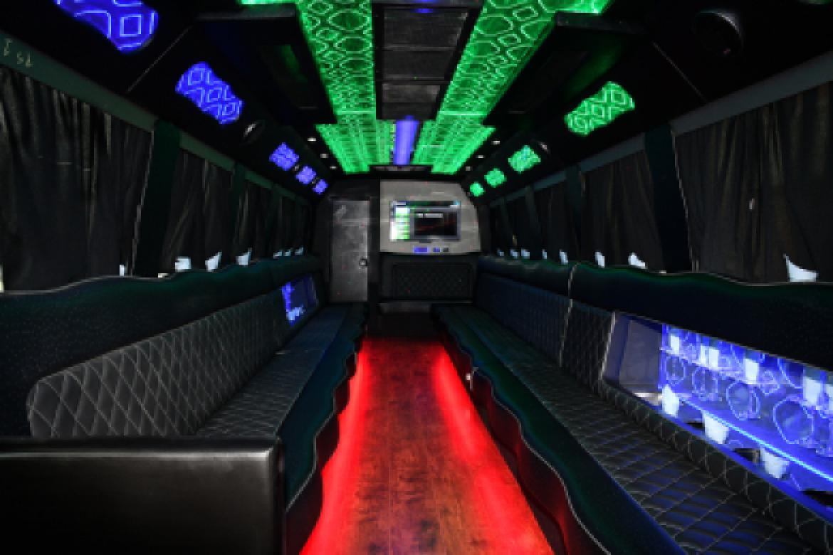 Photo of Limo Bus for sale: 2008 International 3200 by Krystal
