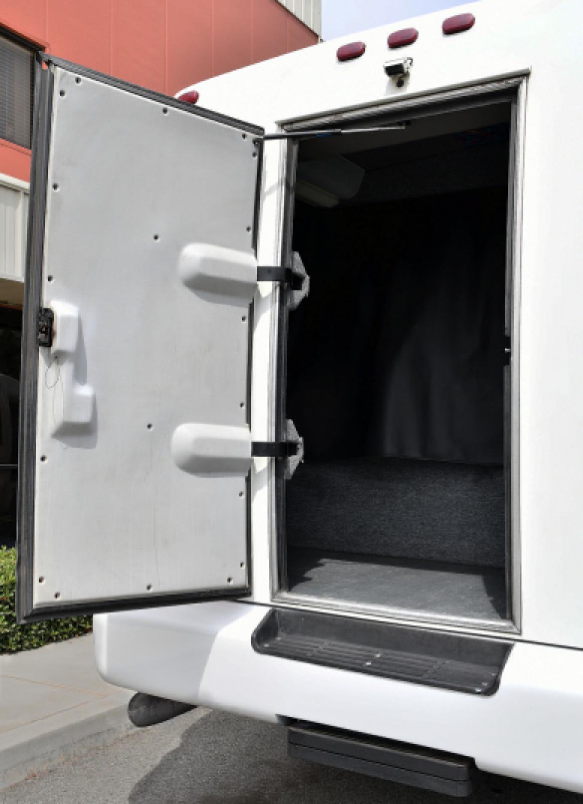 Photo of Limo Bus for sale: 2008 International 3200 by Krystal