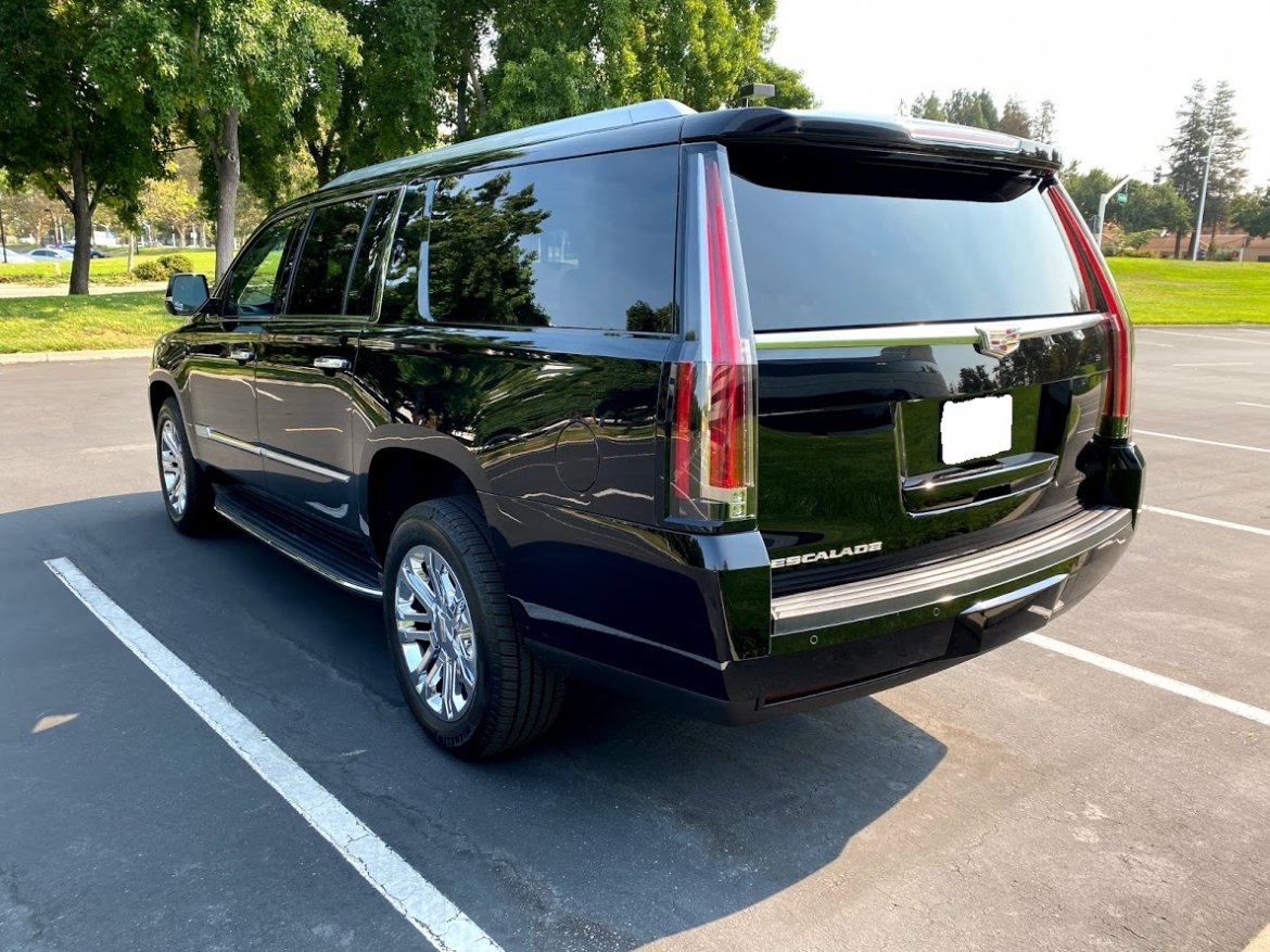 SUV for Sale in Pleasanton, CA - Photo 3