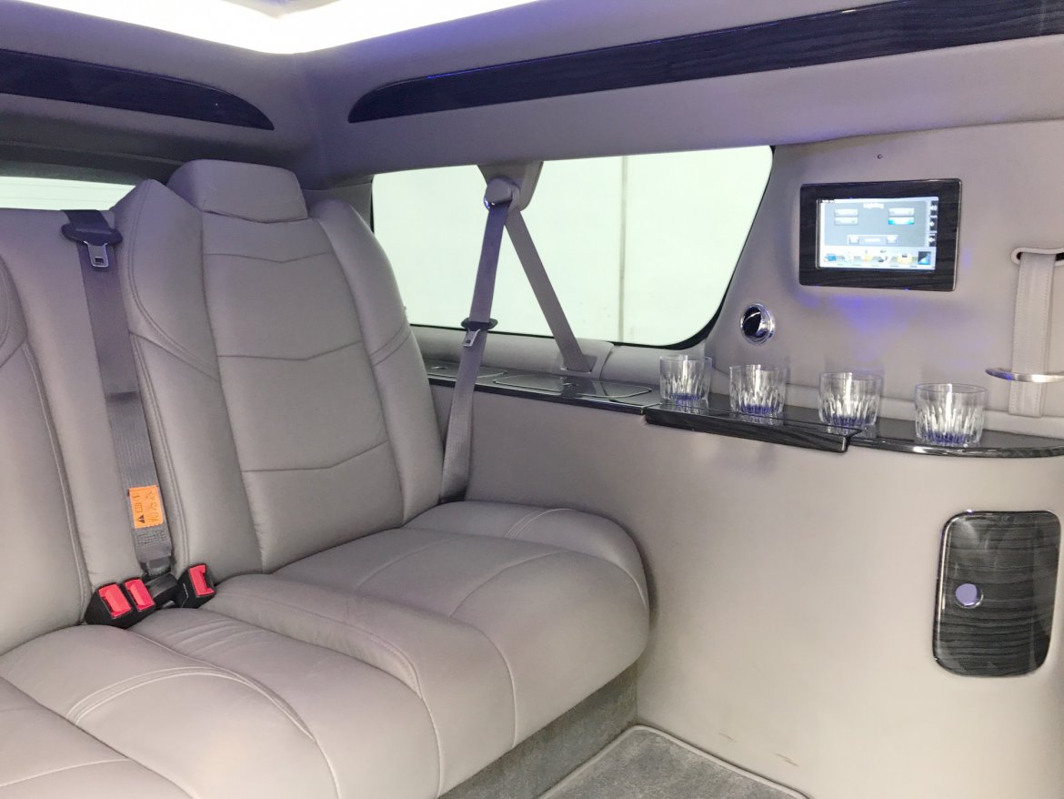 CEO SUV Mobile Office for Sale in Oaklyn, NJ - Photo 16