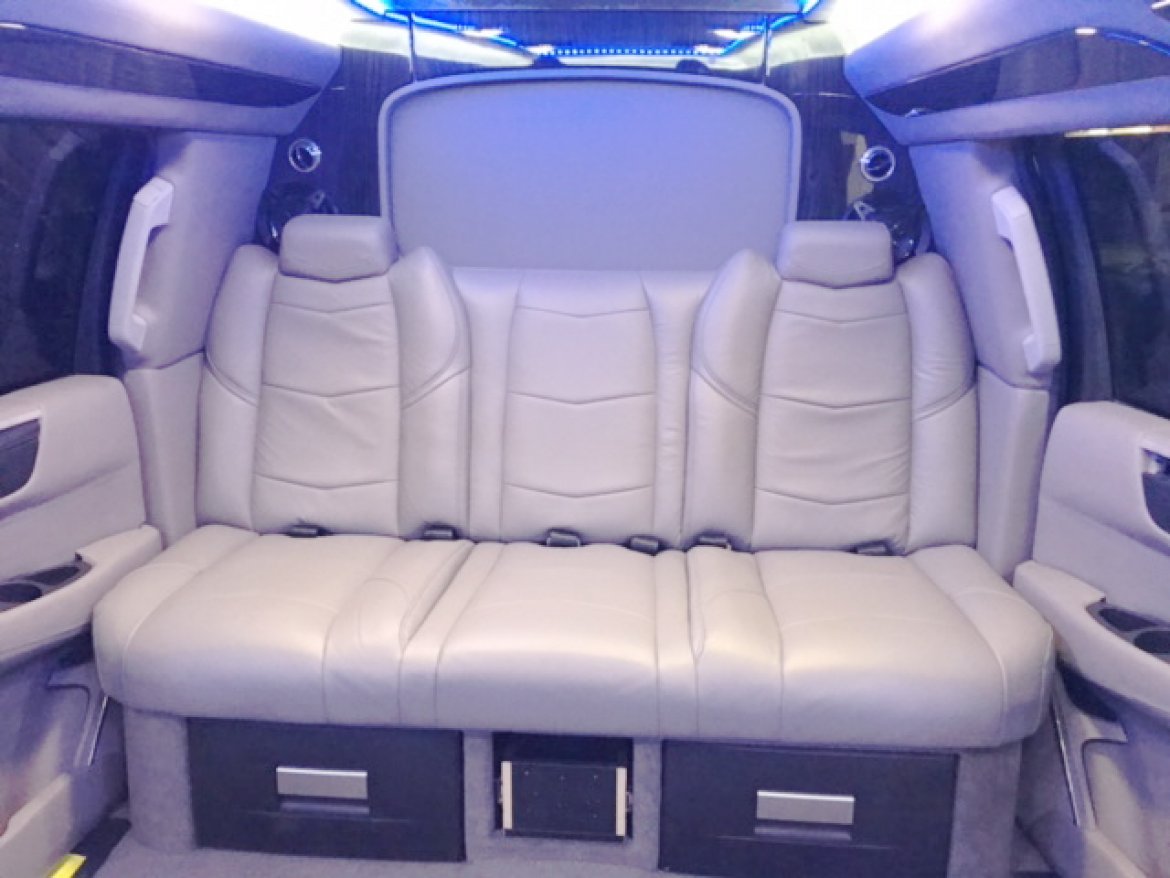 CEO SUV Mobile Office for Sale in Oaklyn, NJ - Photo 26