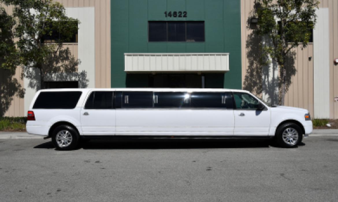Photo of SUV Stretch for sale: 2012 Ford expedition by ECB