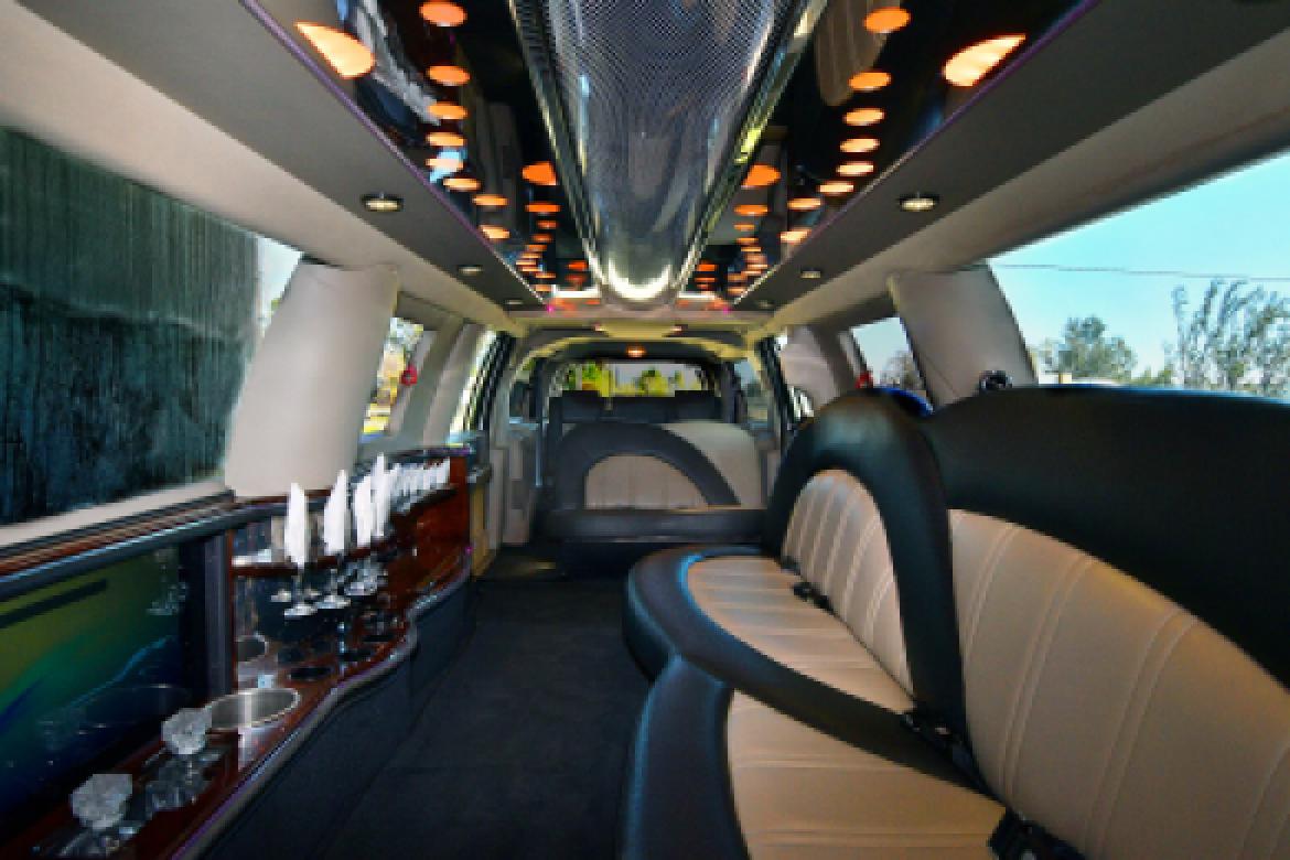 Photo of SUV Stretch for sale: 2012 Ford expedition by ECB