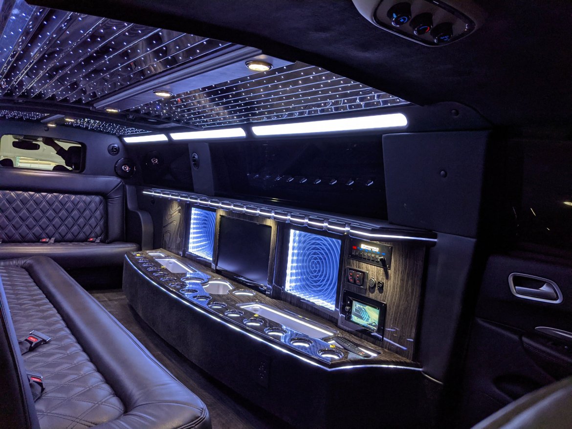 Limousine for Sale in Enter Zip First, MO - Photo 4