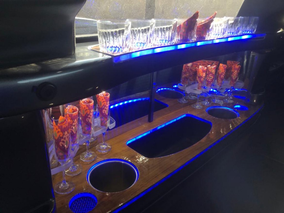 Limousine for Sale in Las Vegas, NV - Photo 14