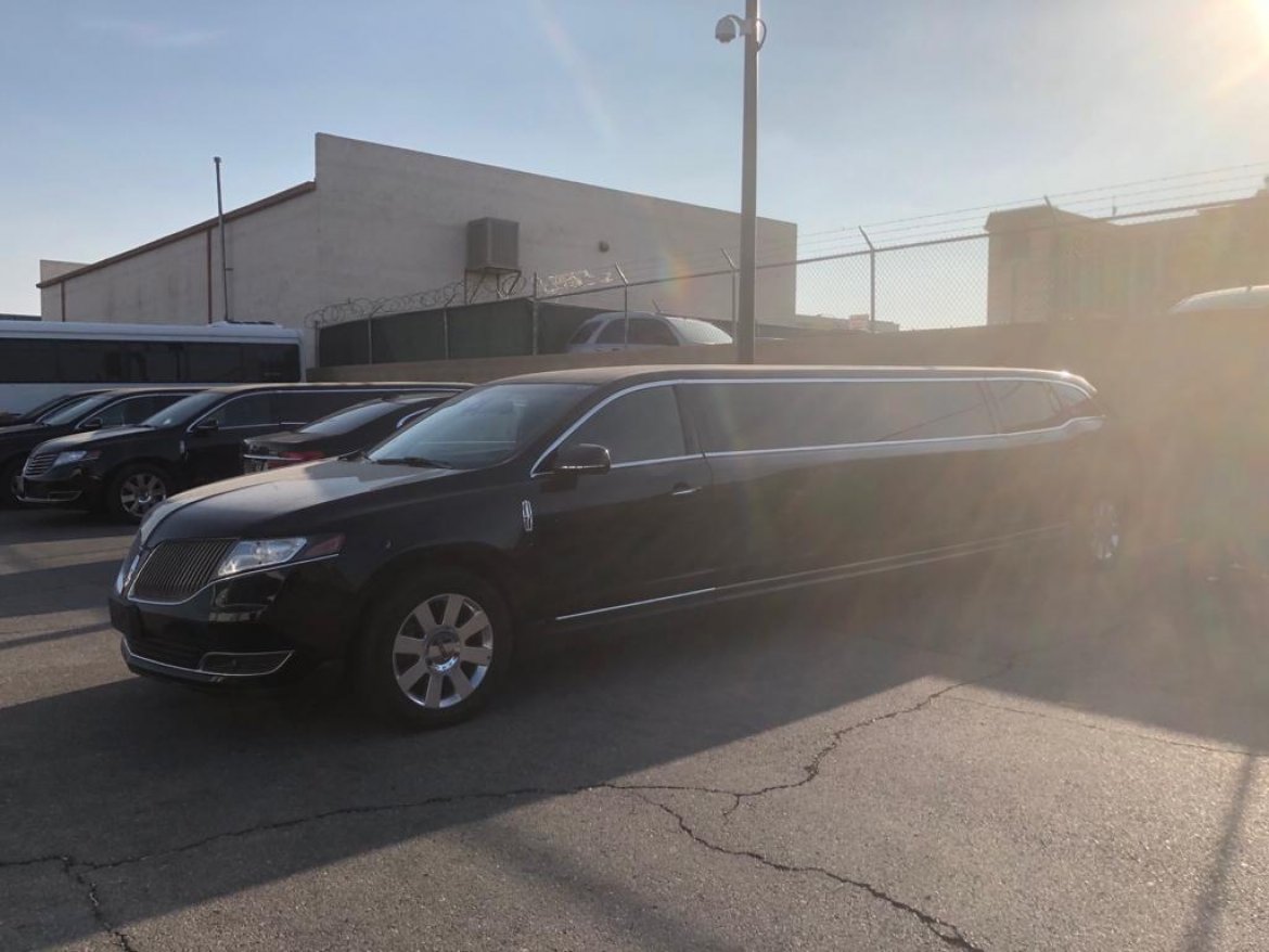 Limousine for Sale in Las Vegas, NV - Photo 39