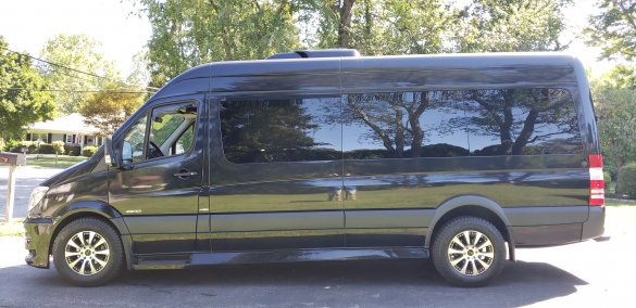 2016 Mercedes-Benz 2500 High Top 170" Antique for Sale in White Plains, NY - Photo 2